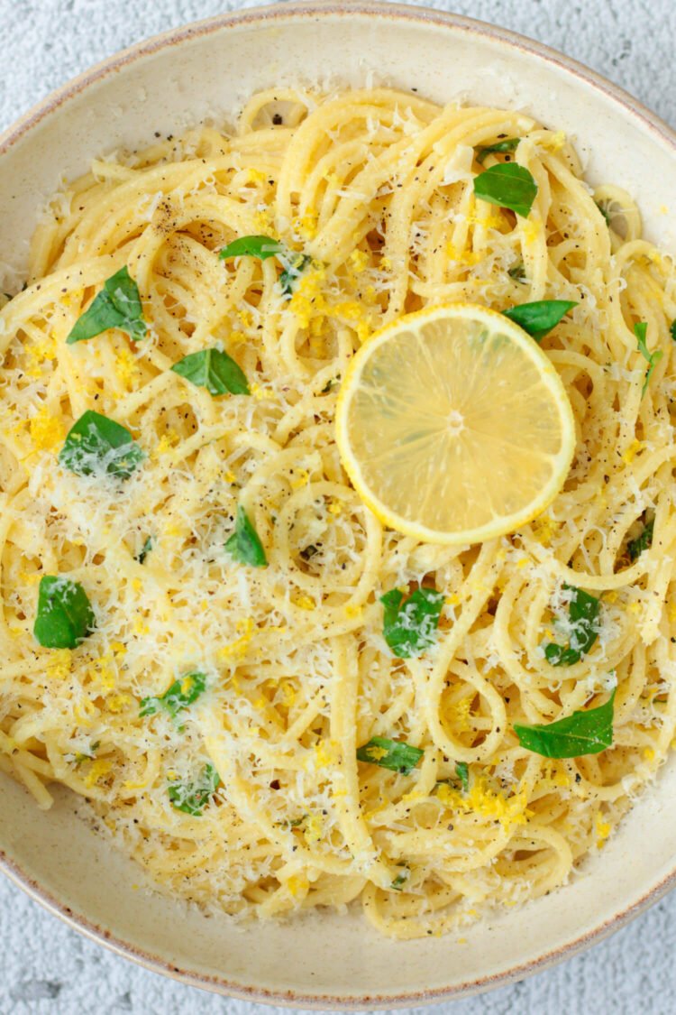 Easy Lemon Spaghetti With Basil Good Food Discoveries
