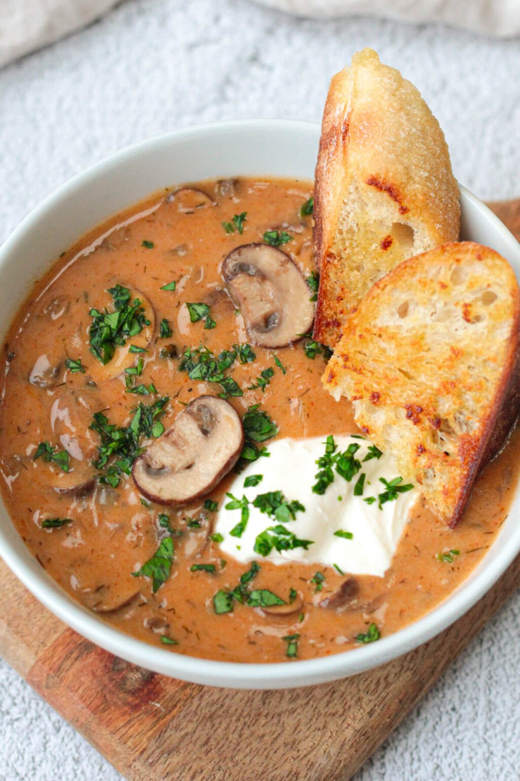 Rich & Creamy Hungarian Mushroom Soup | Good Food Discoveries