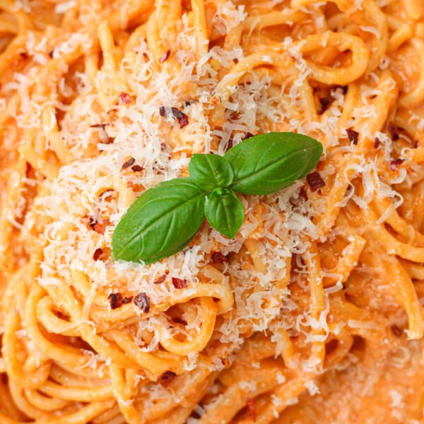 creamy roasted red bell pepper pasta