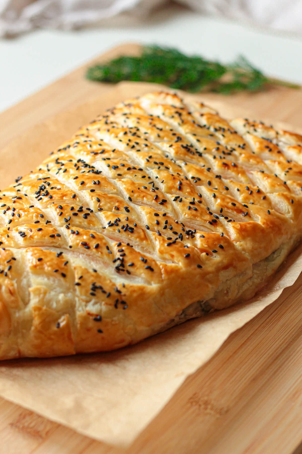Salmon Wellington With Creamy Spinach Filling Good Food Discoveries salmon-wellington-with-creamy-spinach-filling-good-food-discoveries