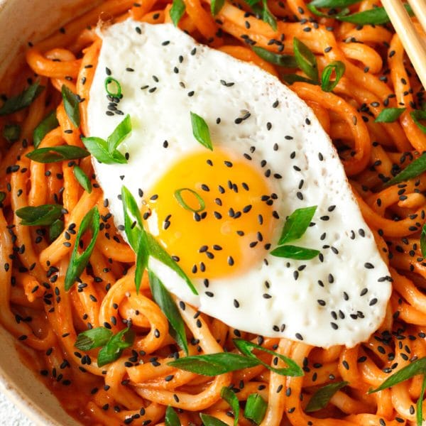 15-minute Creamy Gochujang Noodles