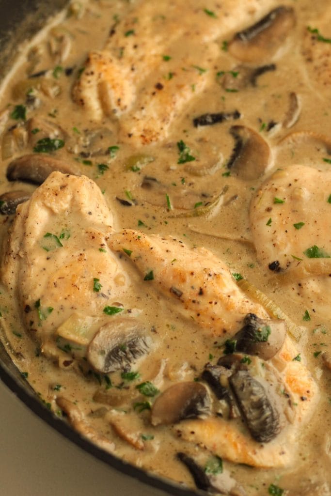 creamy mushroom chicken skillet