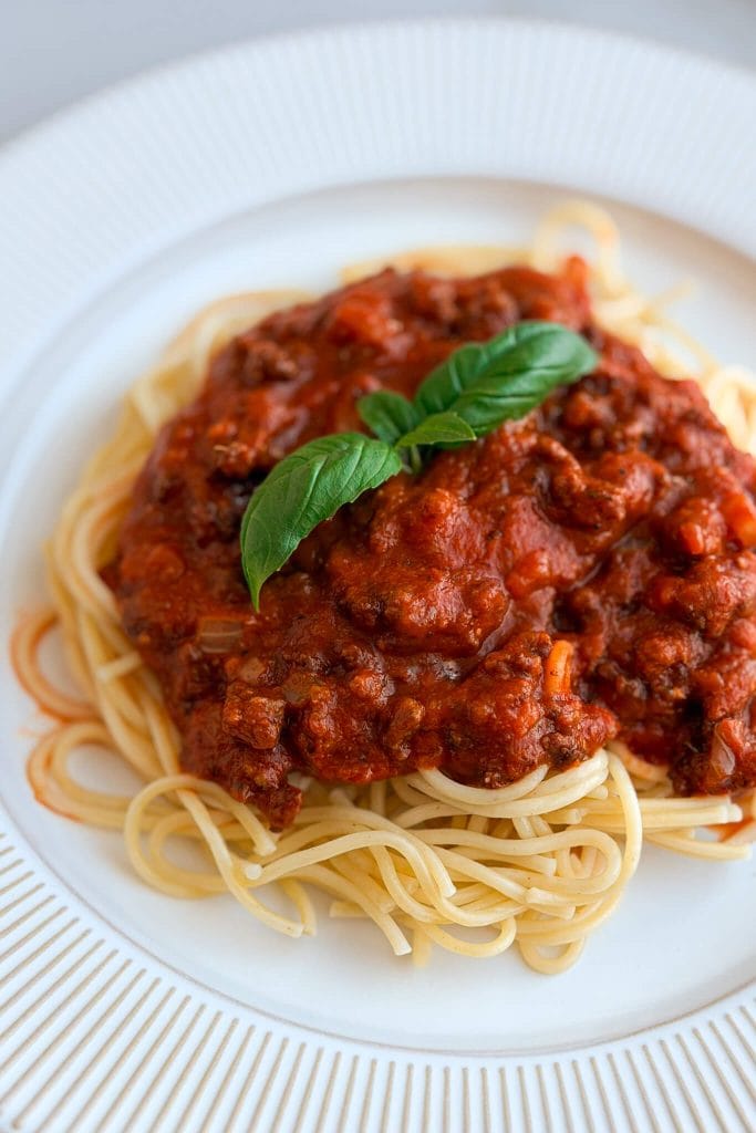 easy weeknight bolognese sauce