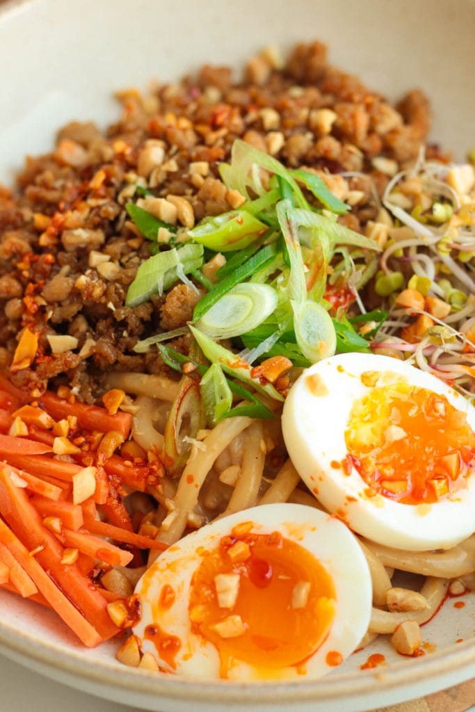 spicy miso chicken noodles